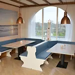Sea Hotel