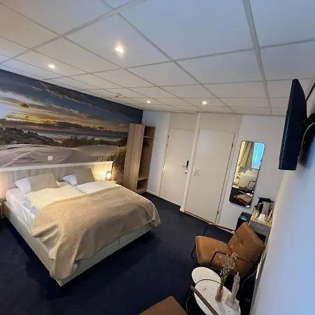 Hotel Sea 3*