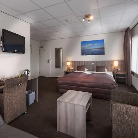 Sea Hotel 3*