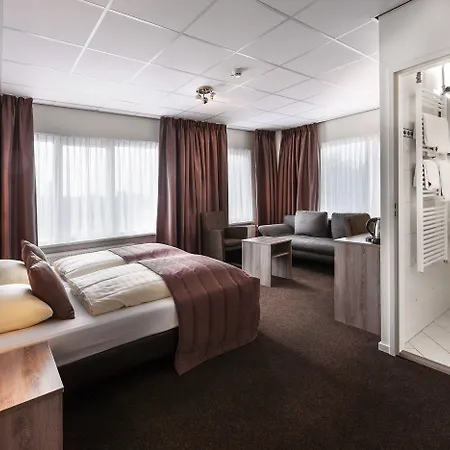 Hotel Sea 3*