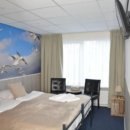 Hotel Sea 3*