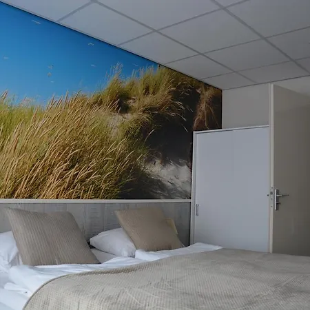 Sea Hotel 3*